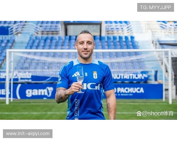 奥维耶多队长卡索拉40岁高龄仍率队保级