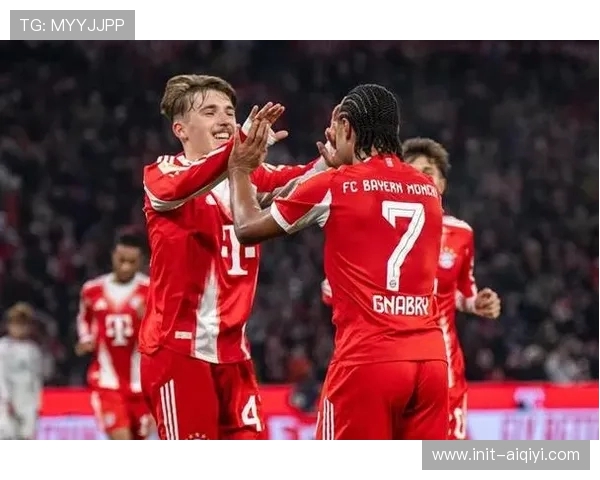 德甲场均进球2.91球，拜仁追平历史纪录仅差两球