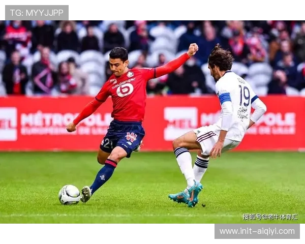 法甲转播遇冷与现场观赛热潮揭示体育消费转向